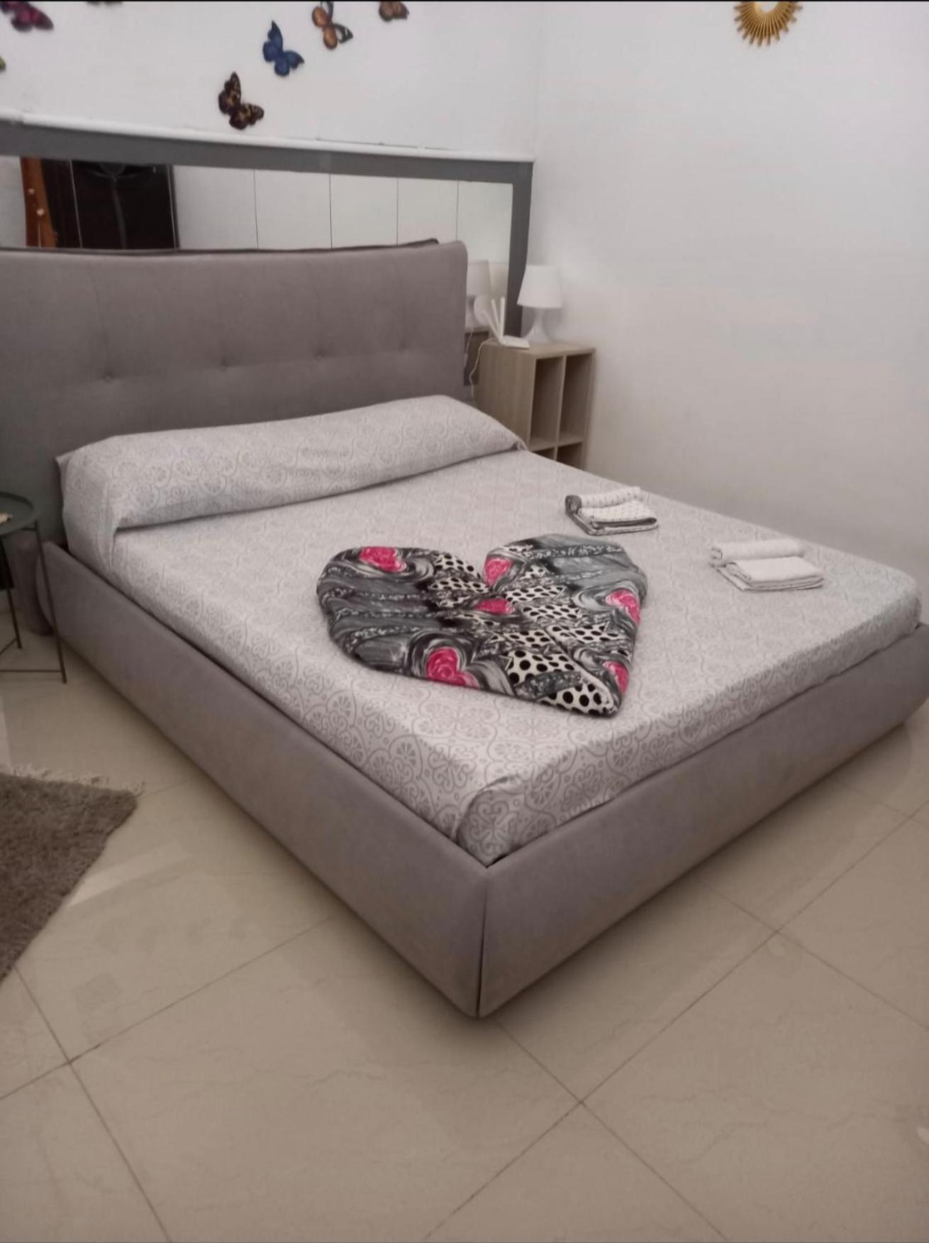 Dolce Appartamento Al Centro Di Civitavecchia Kültér fotó
